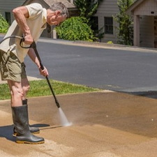 Concrete & Driveway Cleaning: Removing Salt, Rust and Oil Stains in CNY